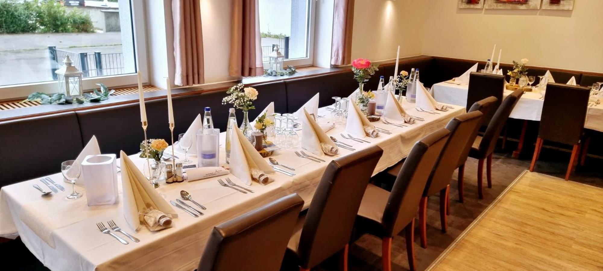 Hotel Krone Königsbrunn Kültér fotó