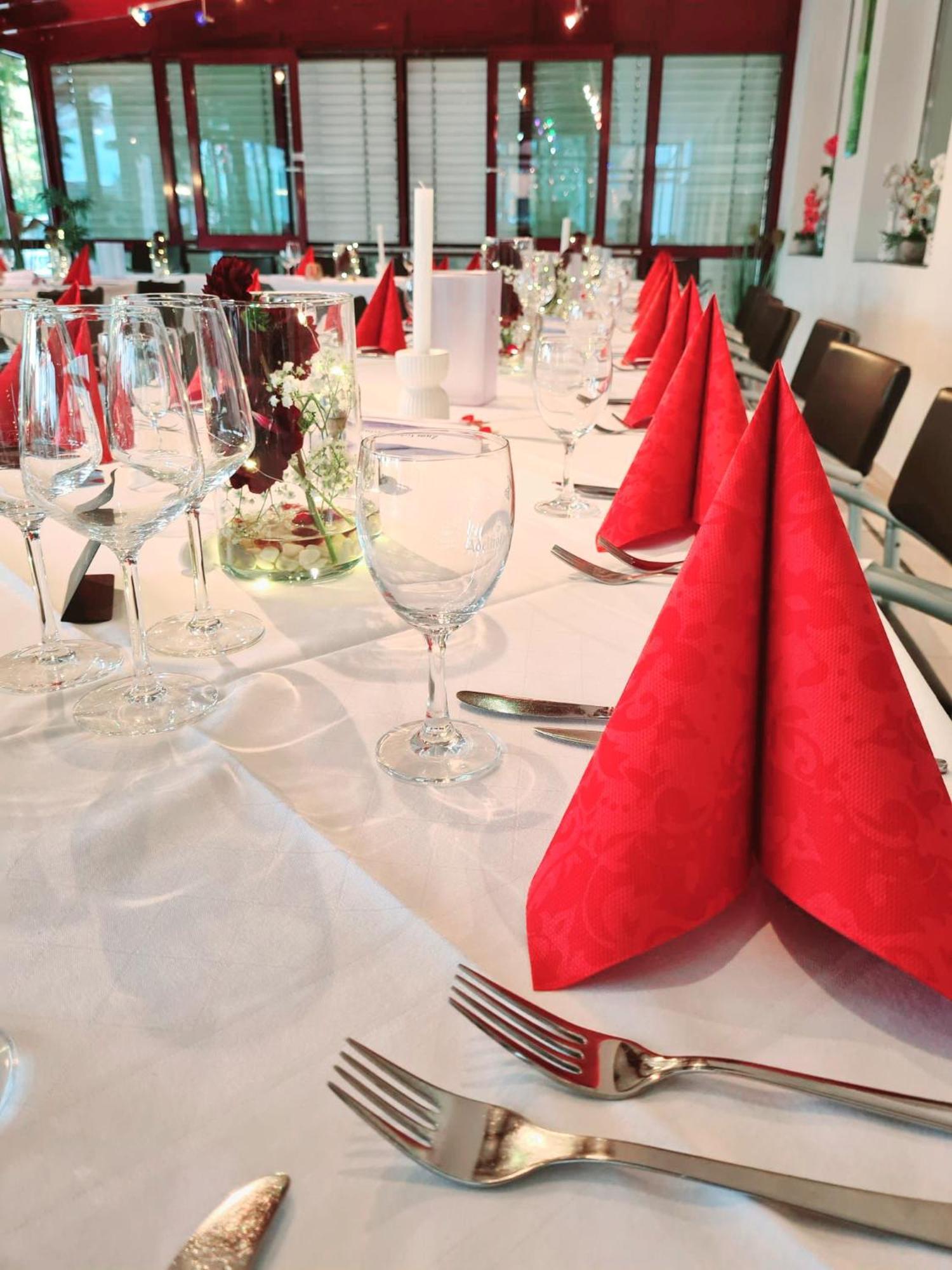 Hotel Krone Königsbrunn Kültér fotó